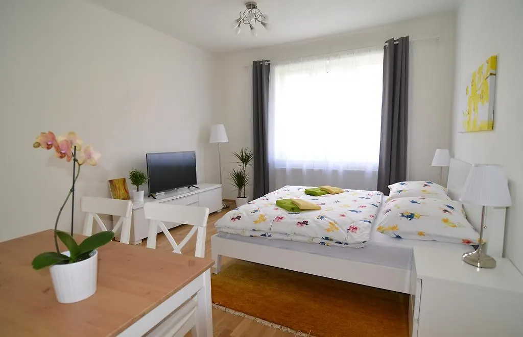 Apartment Orchidea Prag